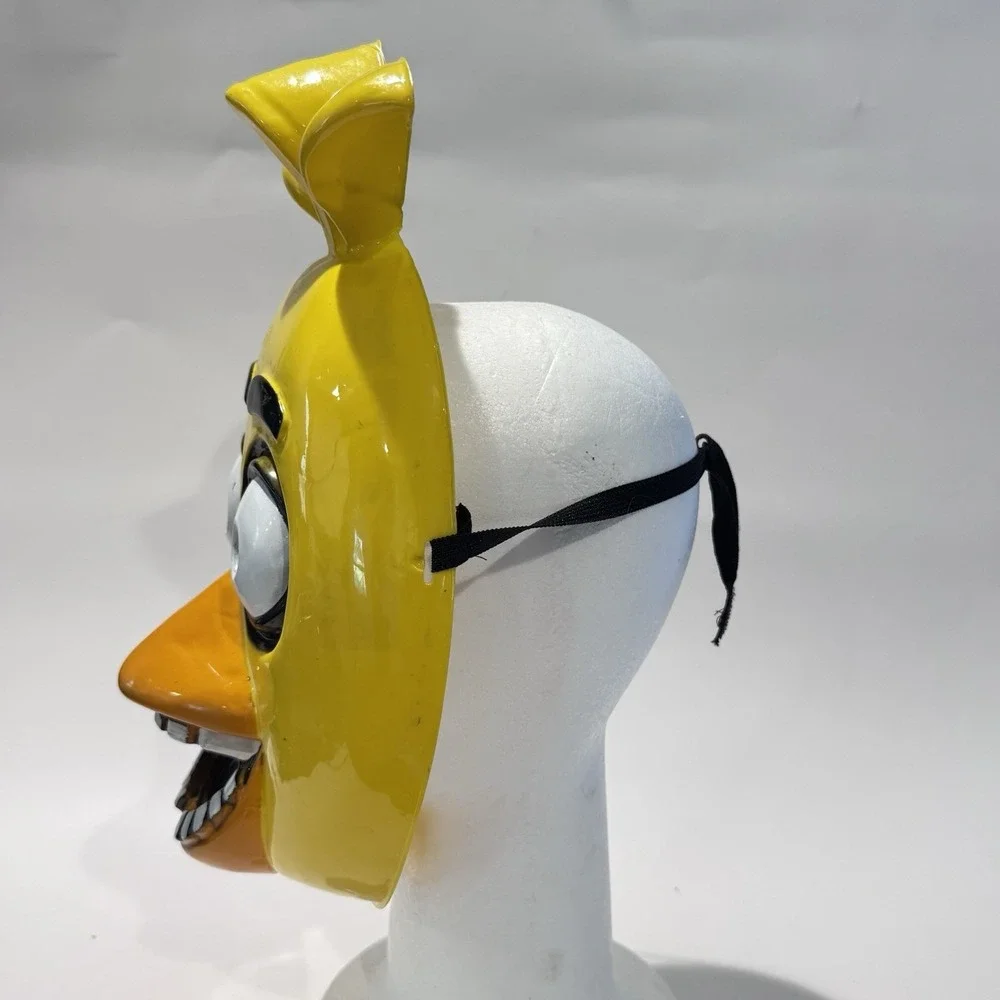 NWT Five Nights At Freddy's Chica Unisex Plastic 1/2 Mask 2016 Rubies Cosplay